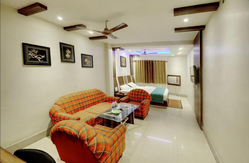 Hotel Anurag Rourkela Buitenkant foto
