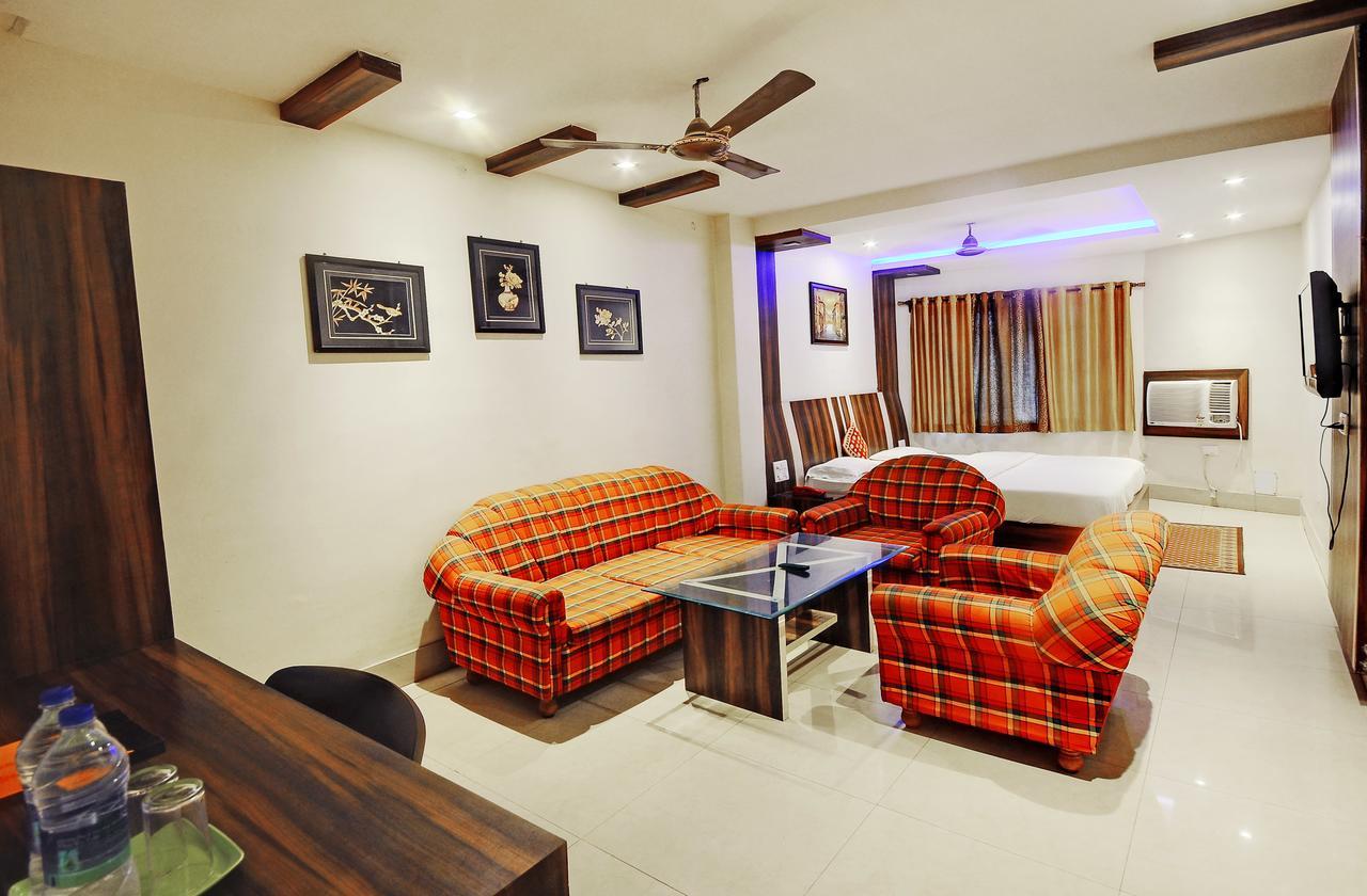 Hotel Anurag Rourkela Buitenkant foto
